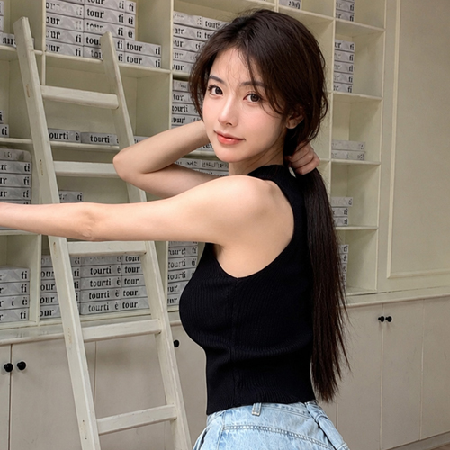 DD713  슬림핏 골지 홀터나시